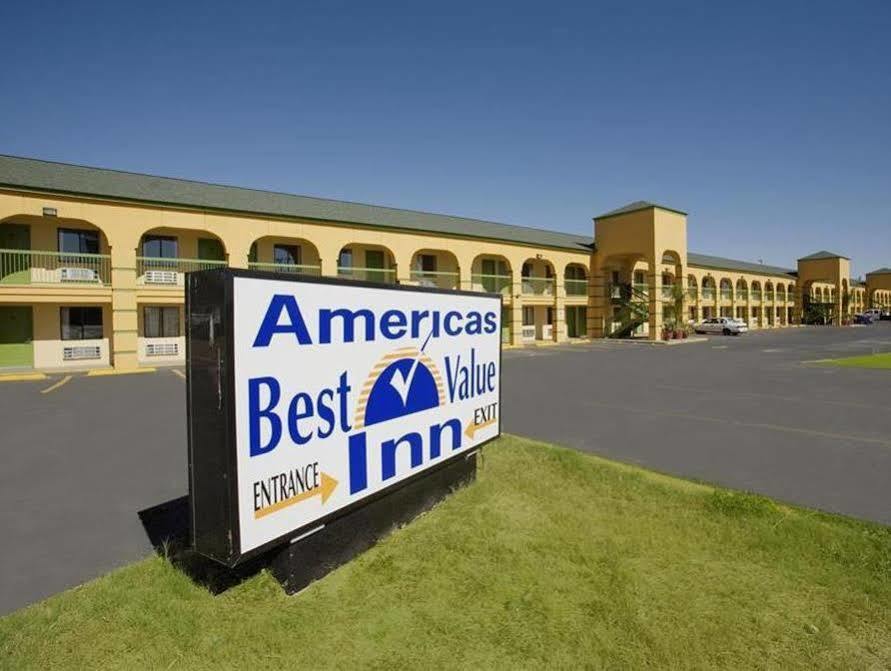 Americas Best Value Inn San Antonio - At&T Center/Fort Sam Houston Zewnętrze zdjęcie